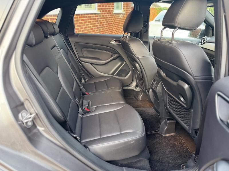 Mercedes-Benz B Class