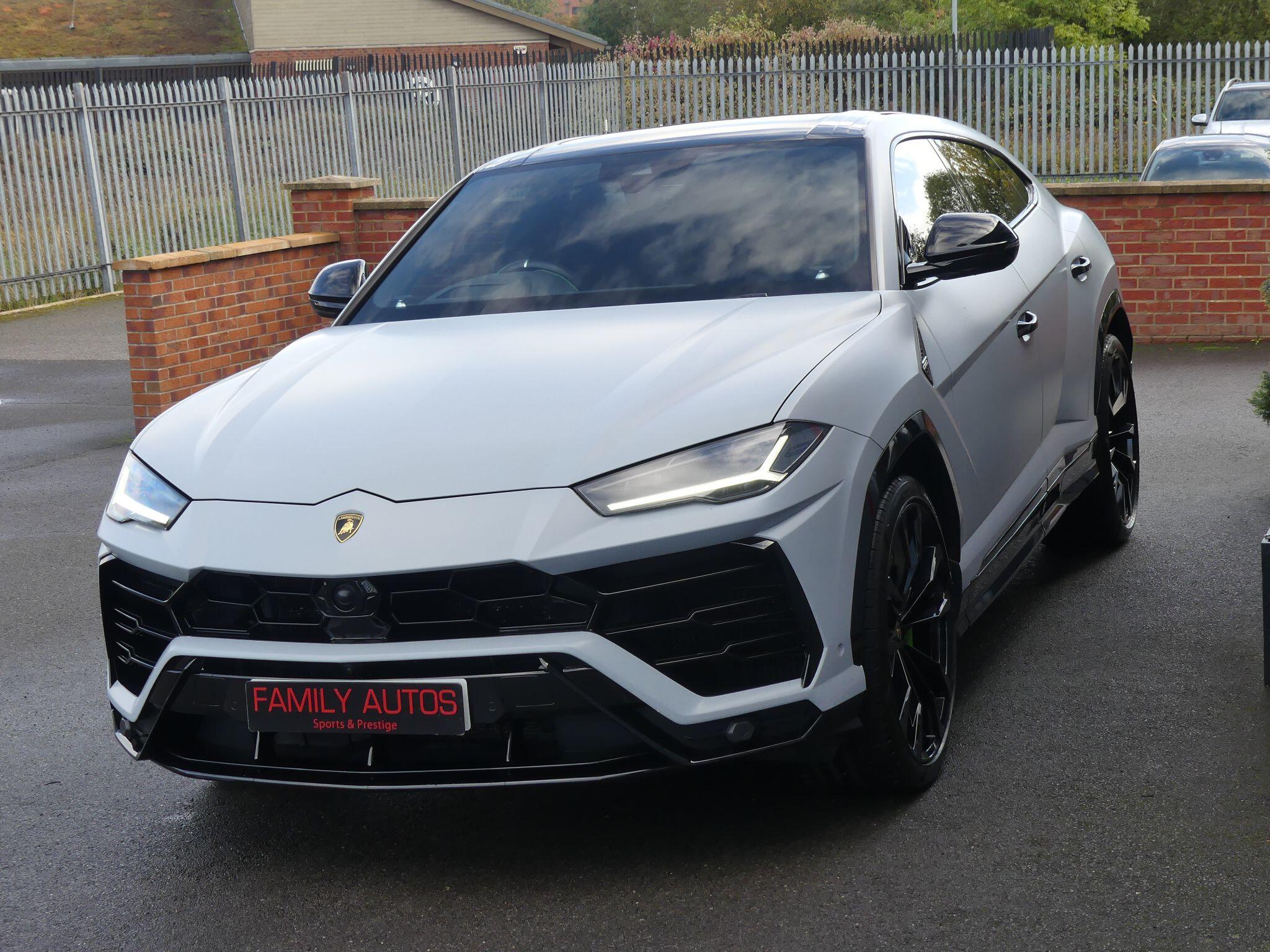 Lamborghini Urus