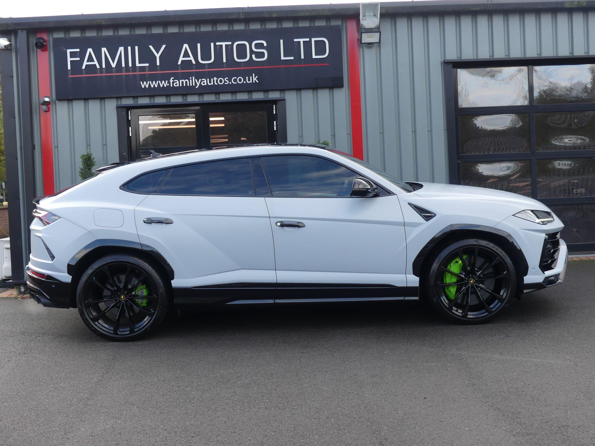Lamborghini Urus