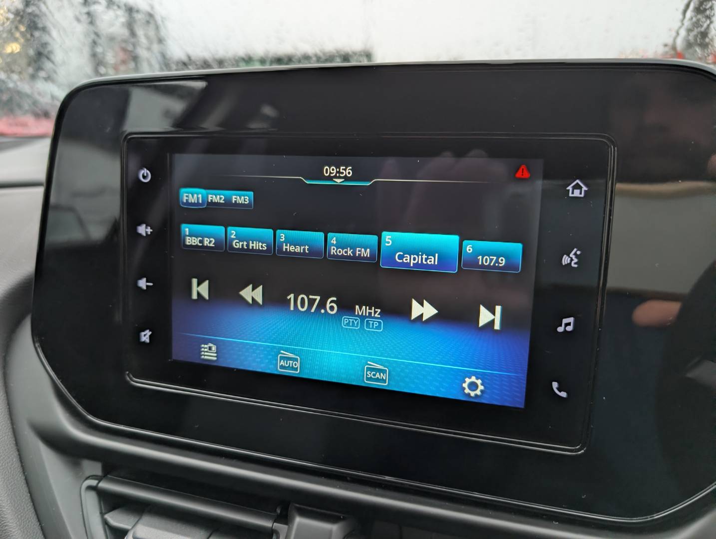 Suzuki S-Cross