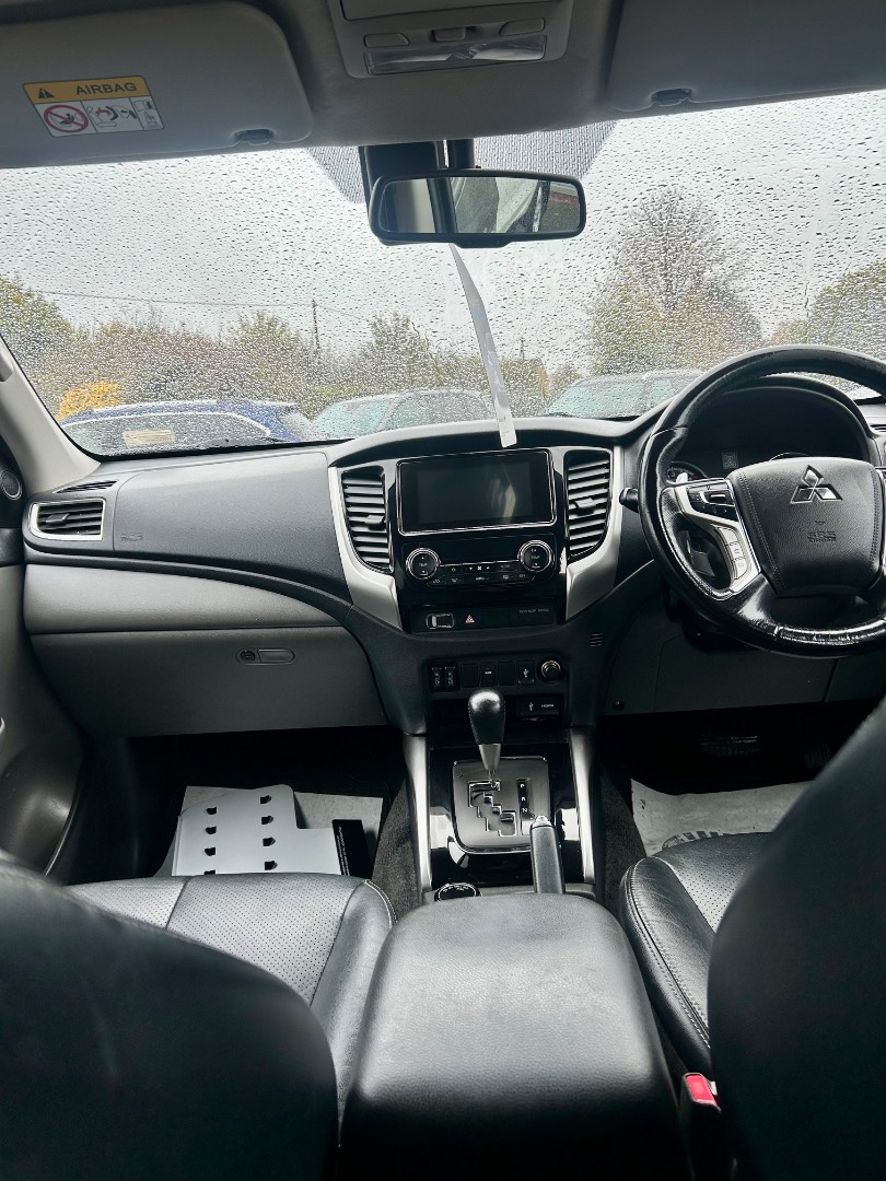 Mitsubishi L200