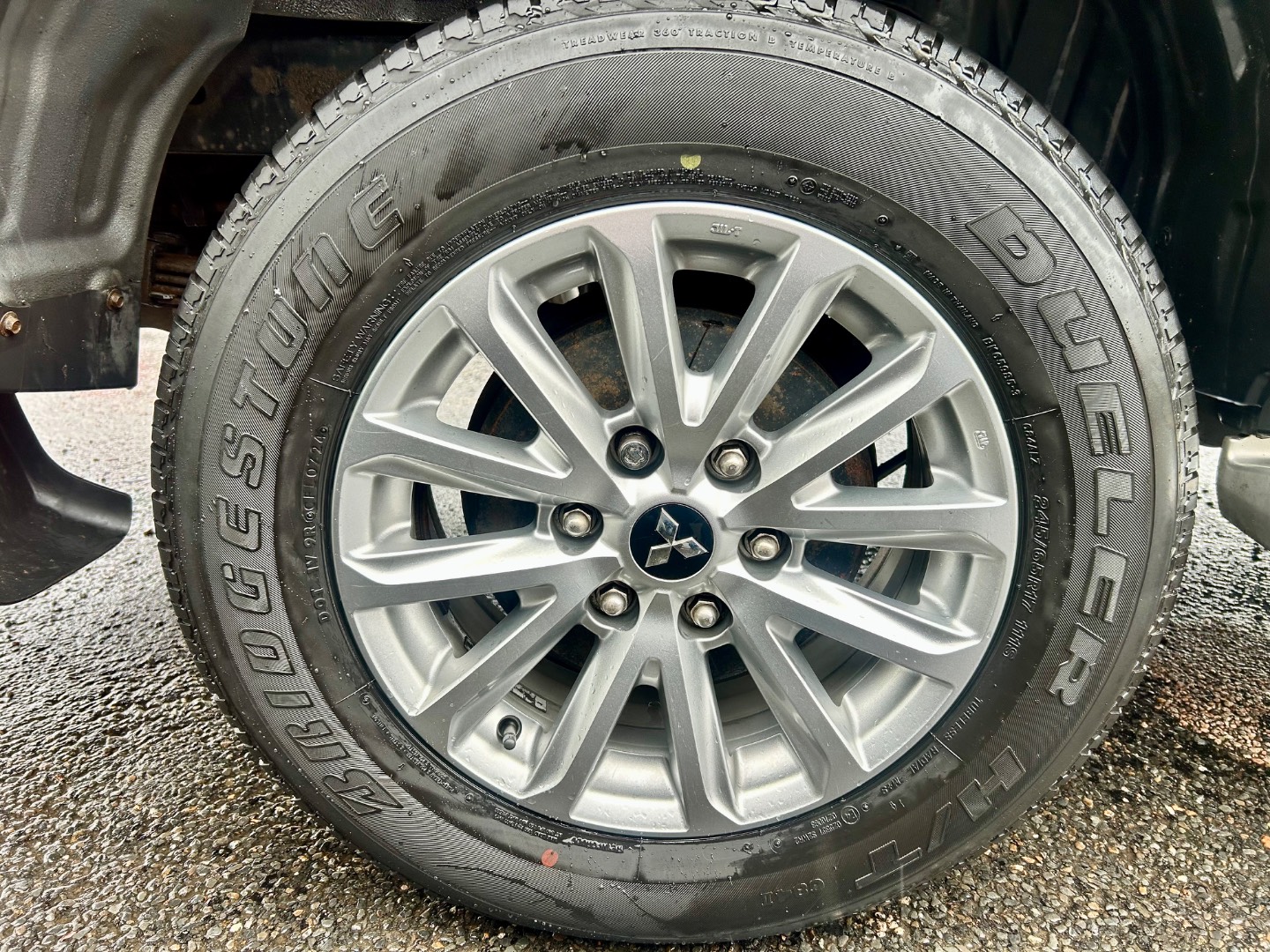 Mitsubishi L200