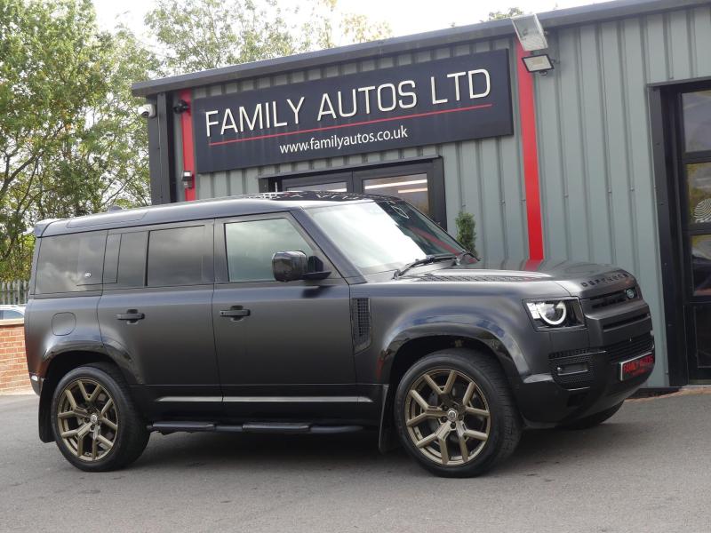 Land Rover Defender 110