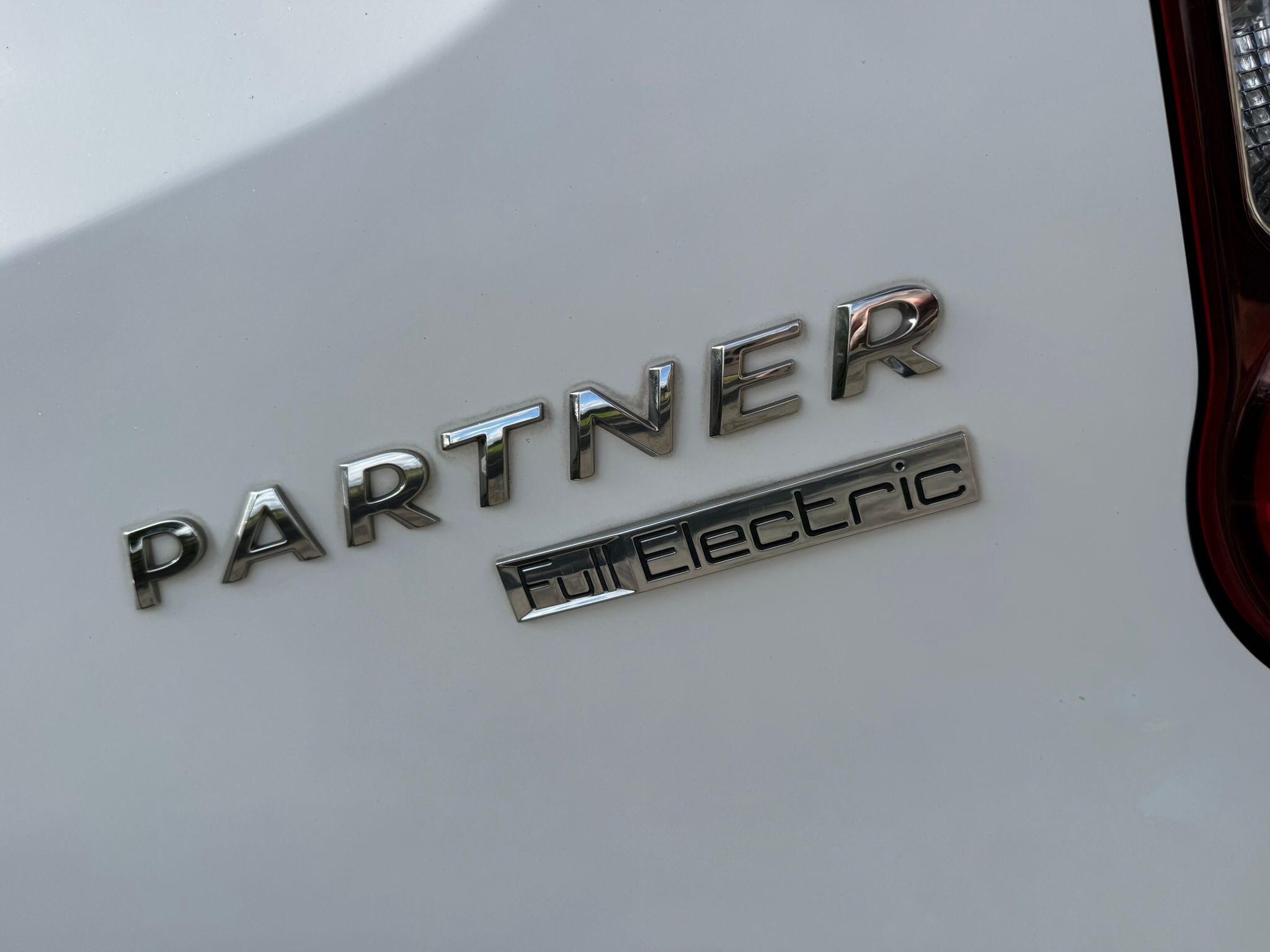 Peugeot e-Partner