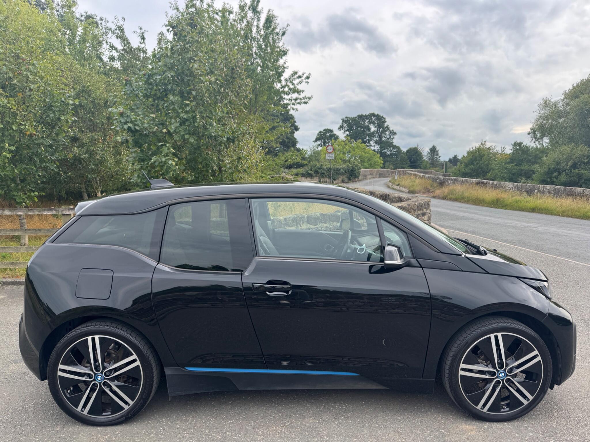BMW I3