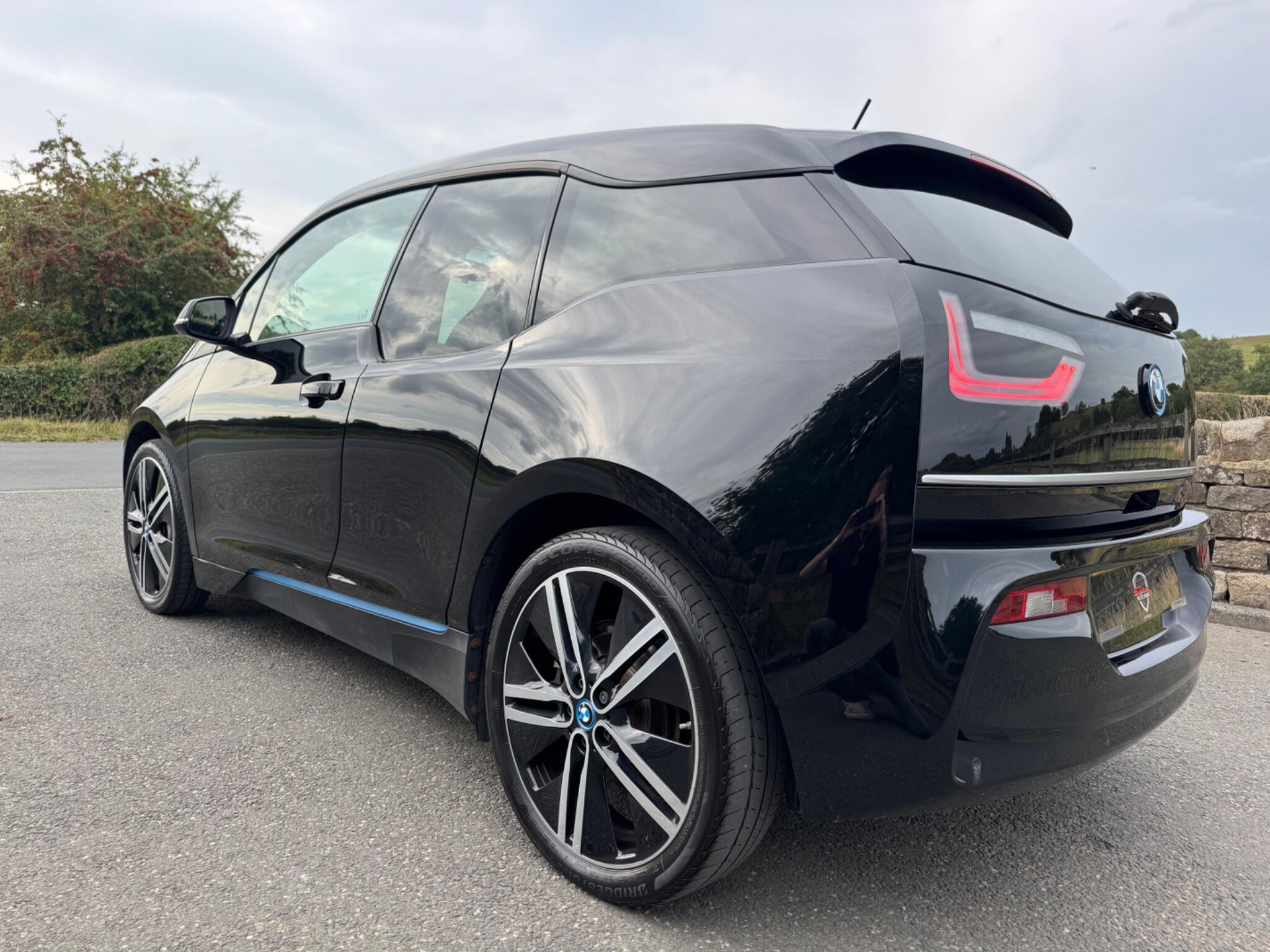 BMW I3