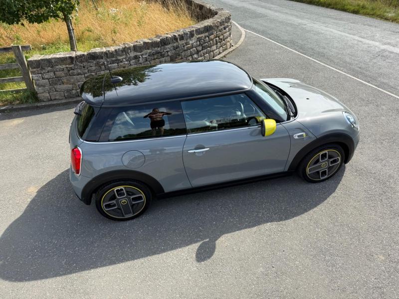 Mini Electric Hatch