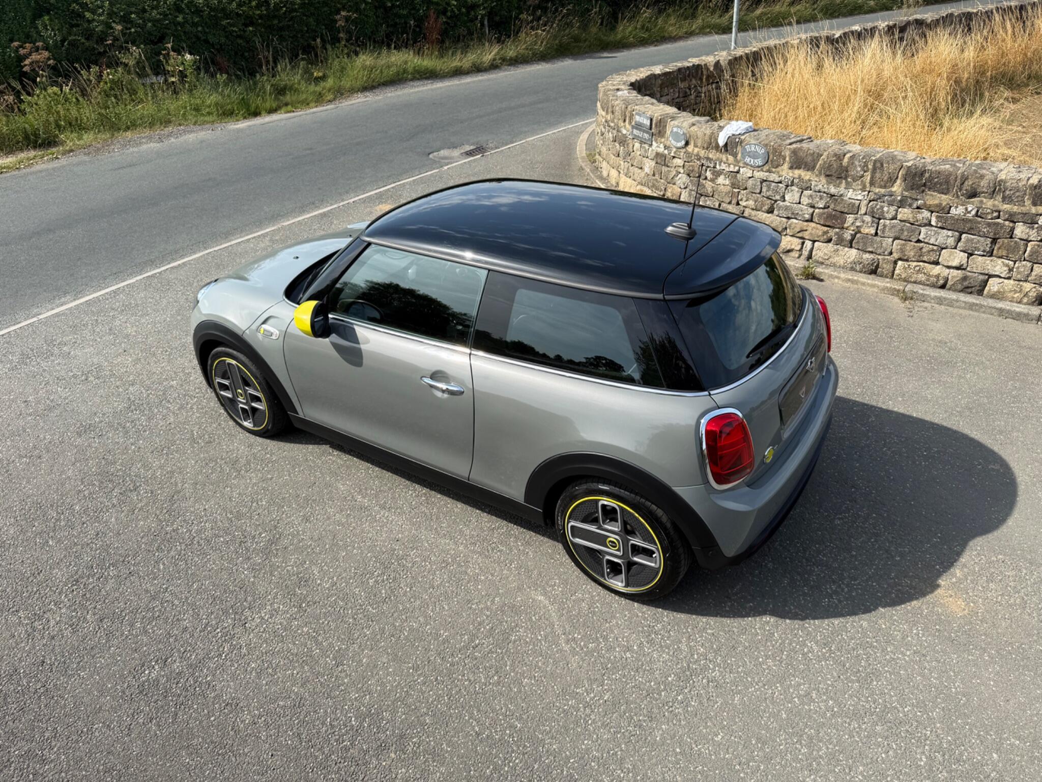Mini Electric Hatch
