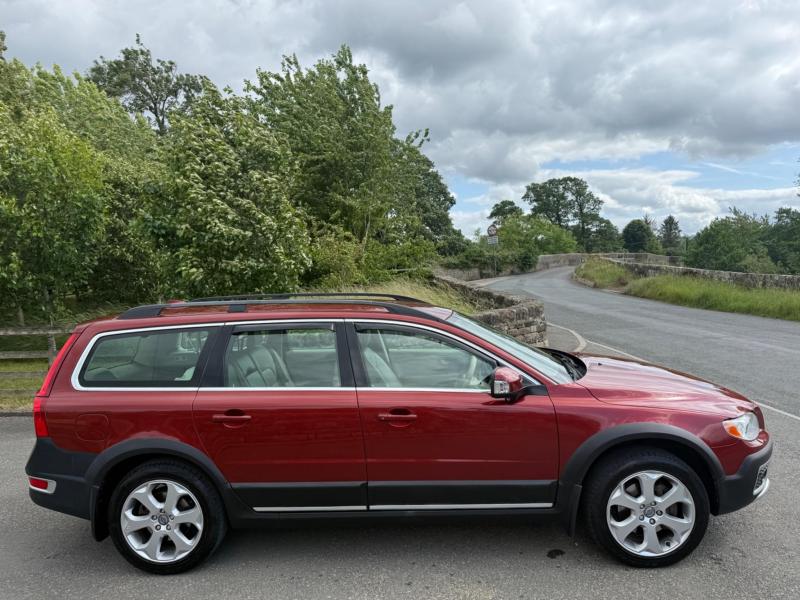 Volvo XC70