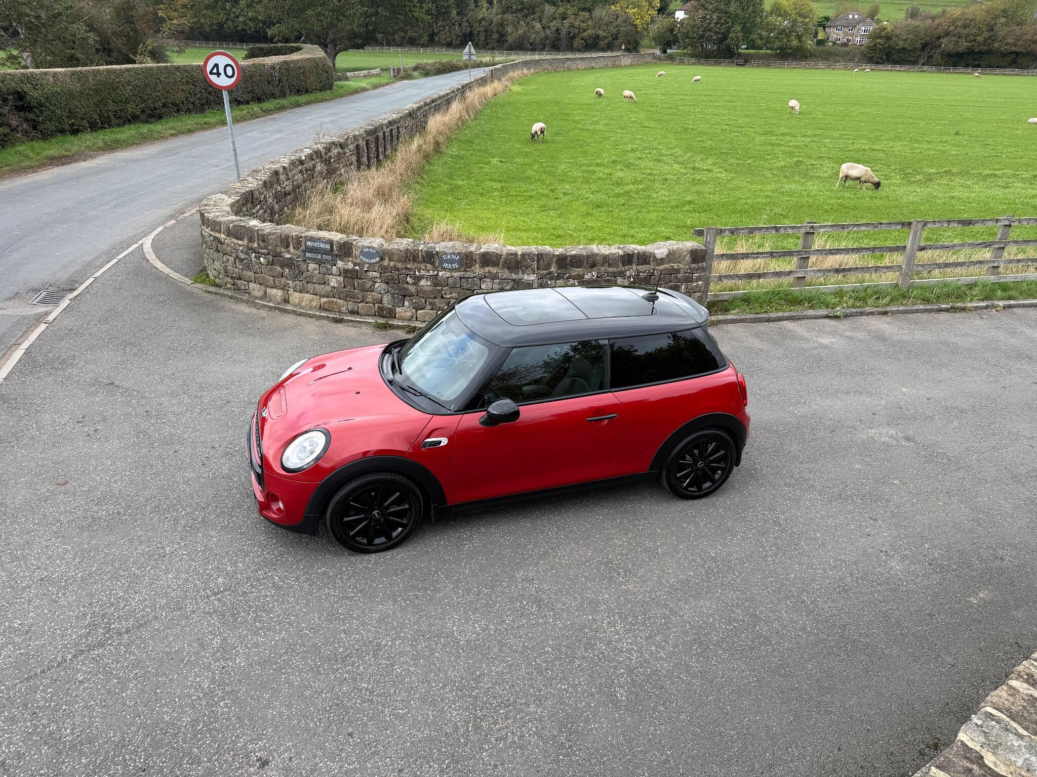 Mini Hatch