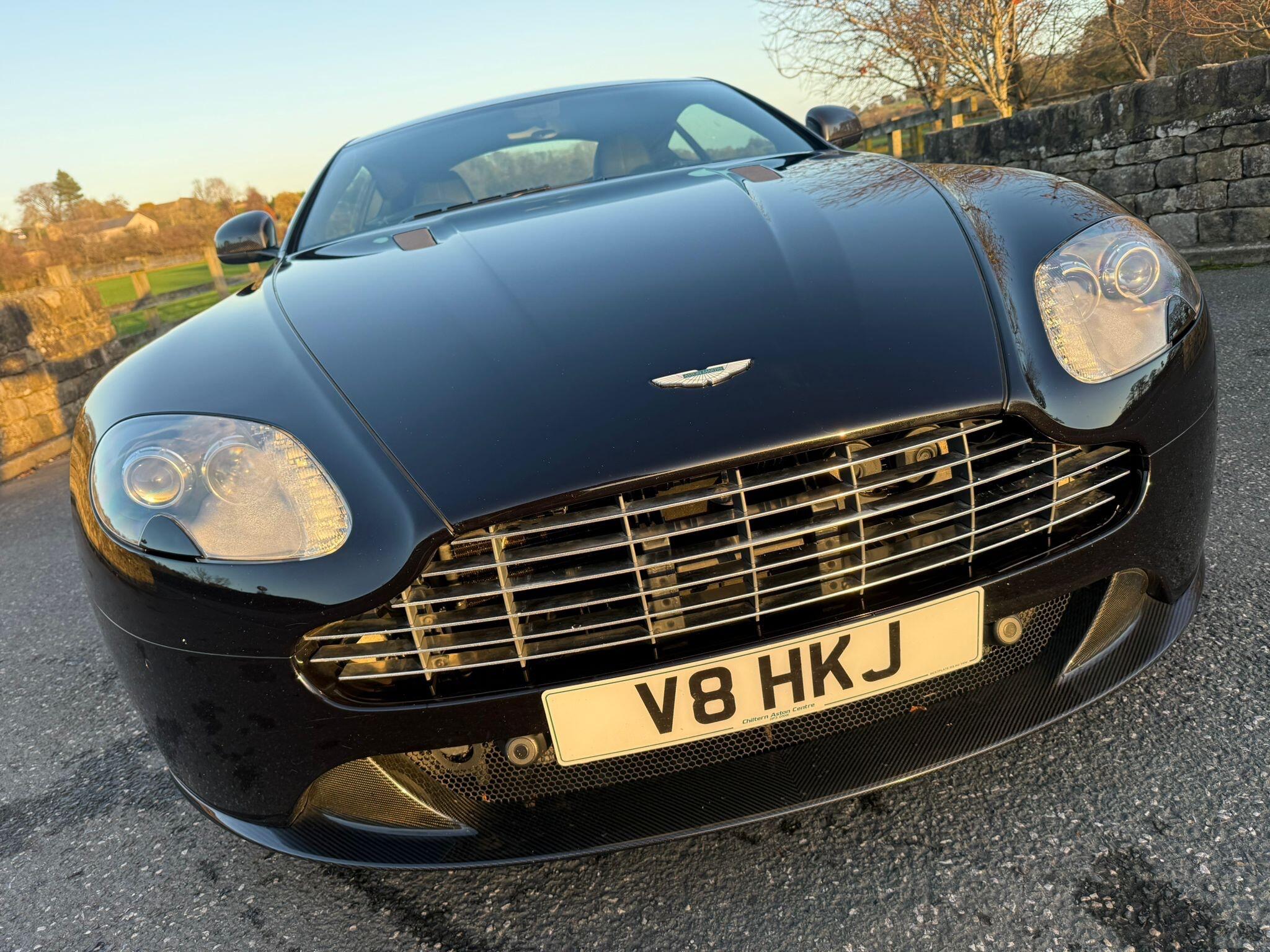 Aston Martin Vantage