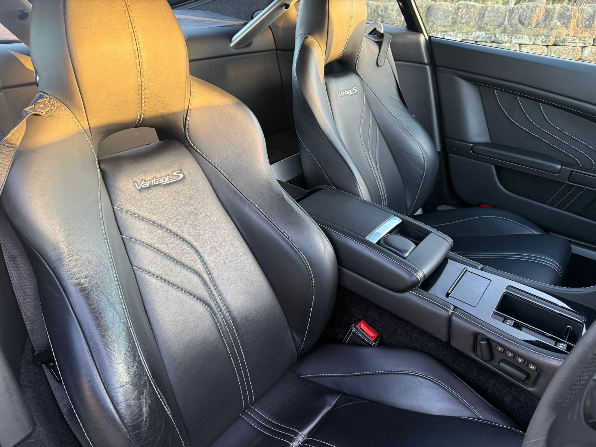 Aston Martin Vantage