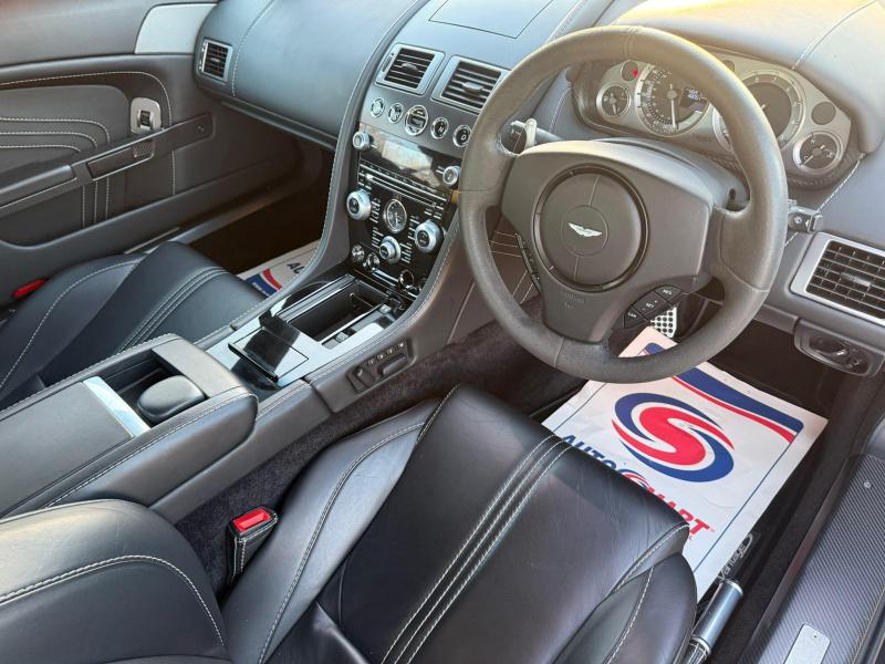 Aston Martin Vantage