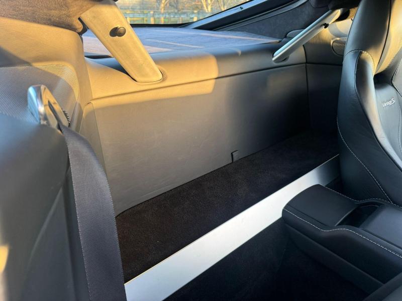 Aston Martin Vantage