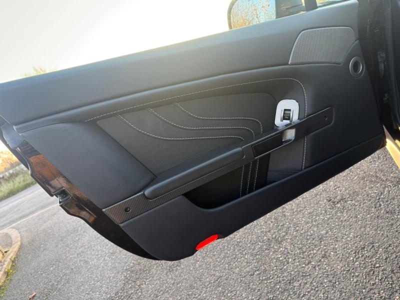 Aston Martin Vantage