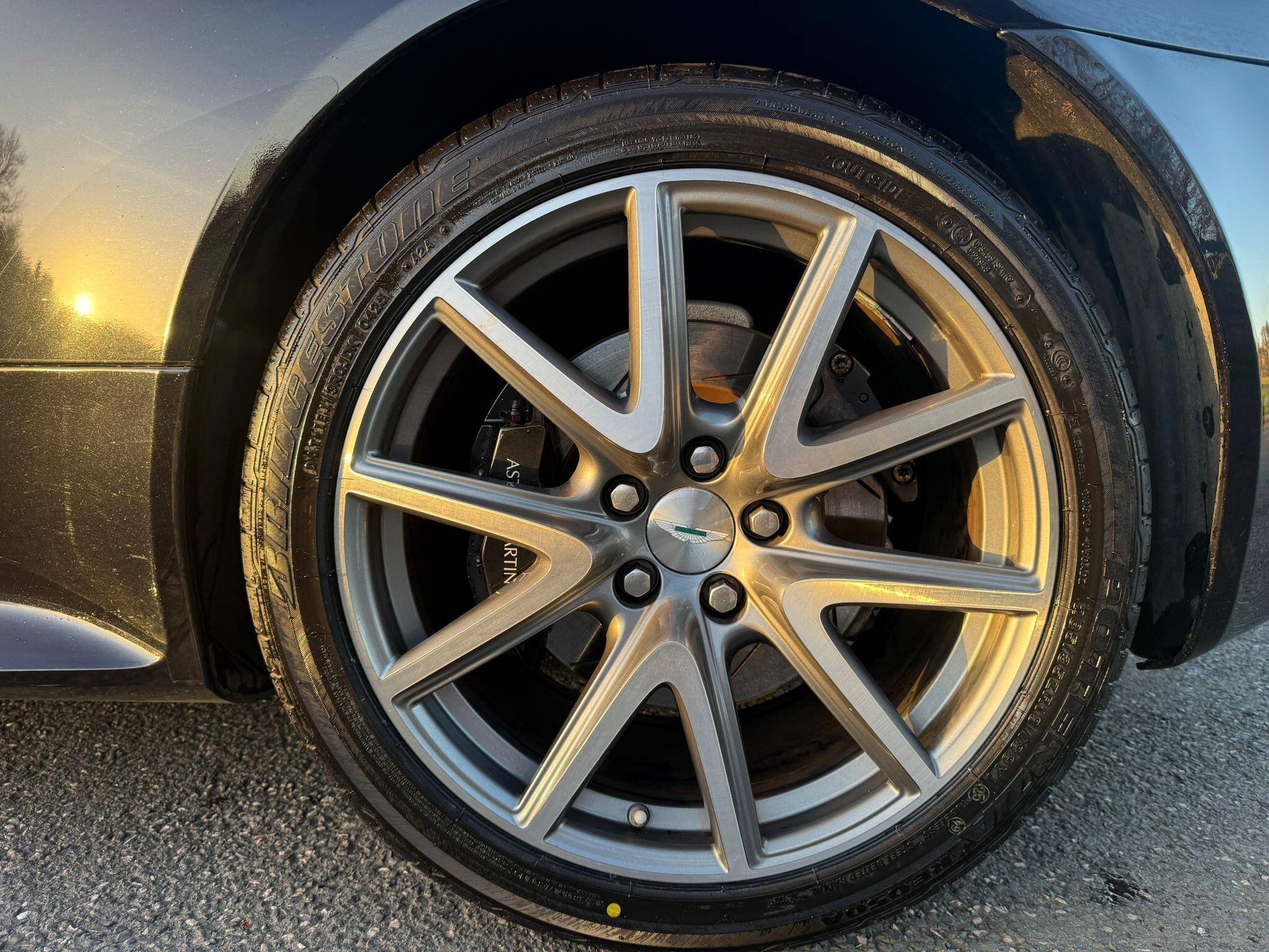 Aston Martin Vantage