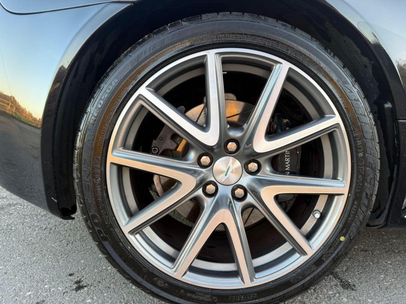 Aston Martin Vantage