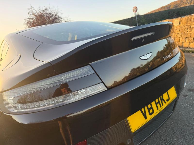 Aston Martin Vantage