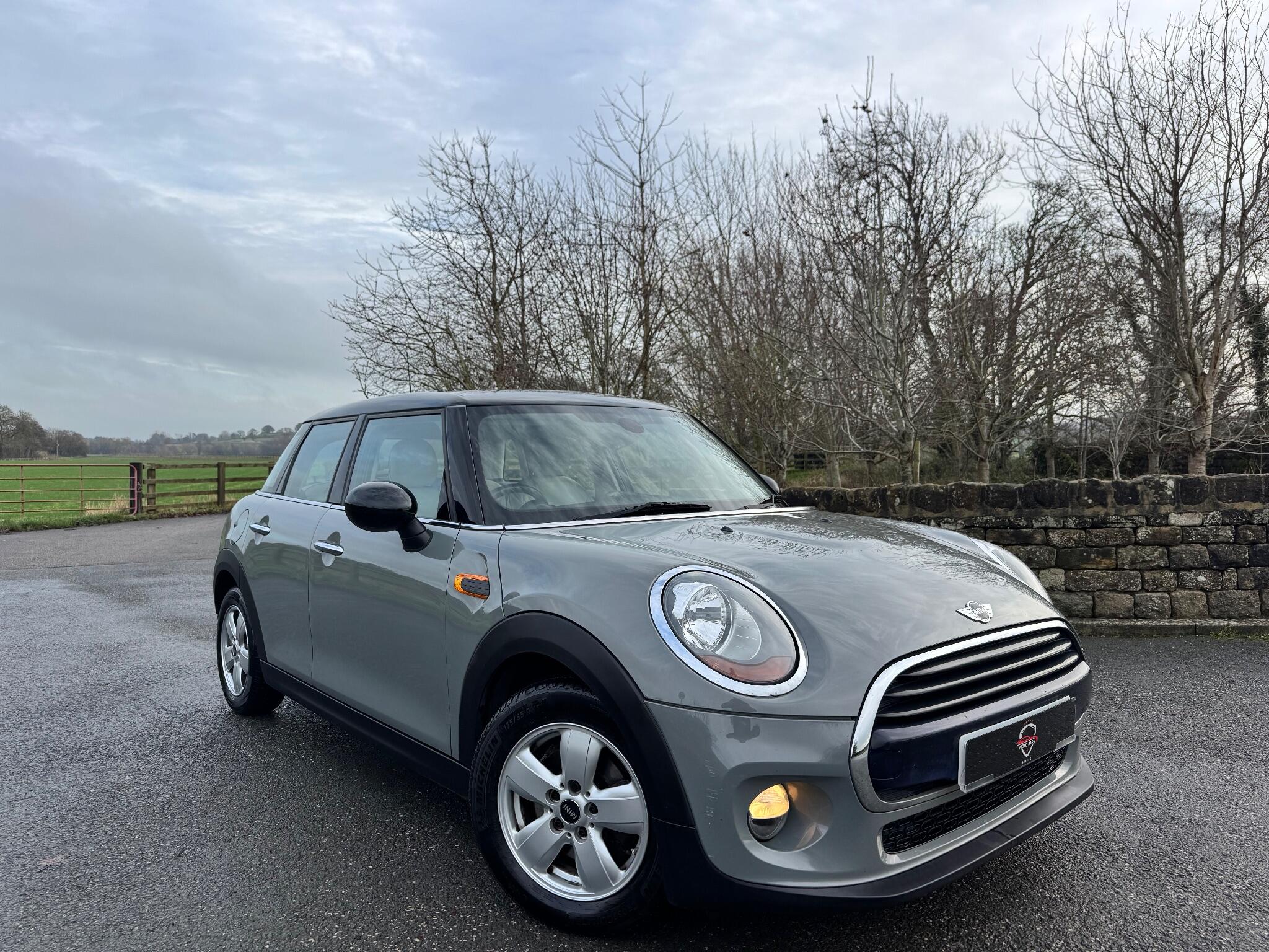 Mini Hatch