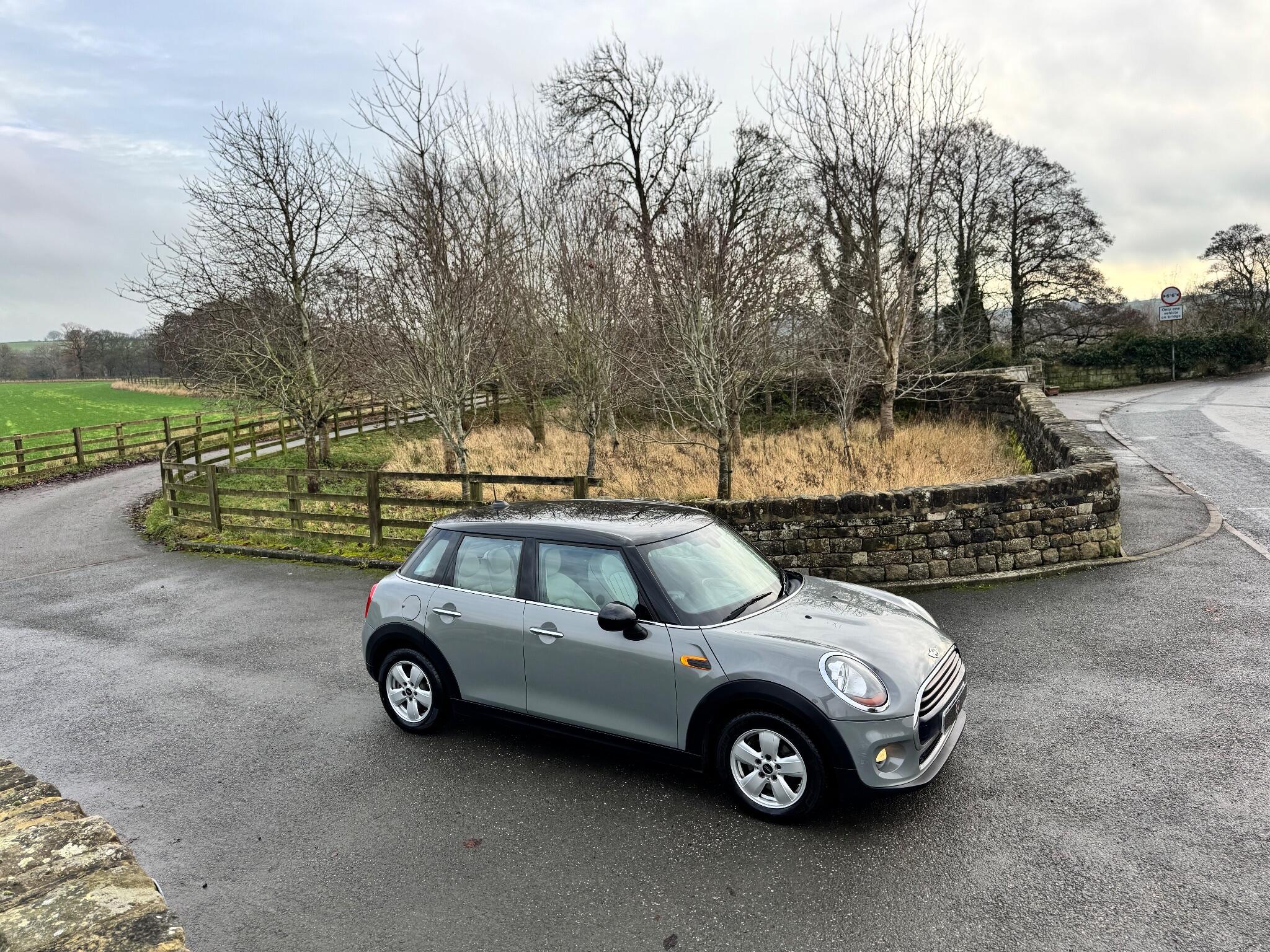 Mini Hatch