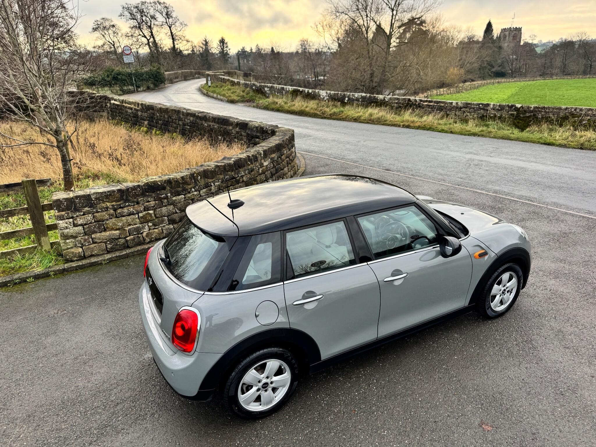 Mini Hatch