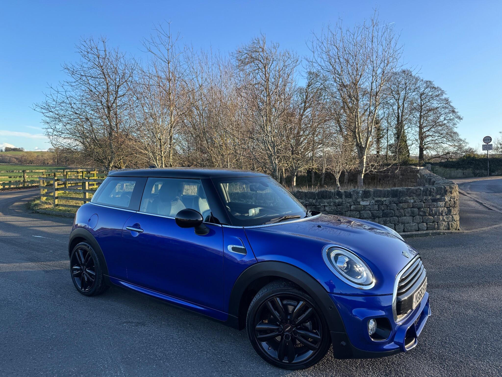 Mini Hatch