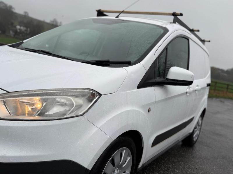 Ford Transit Courier