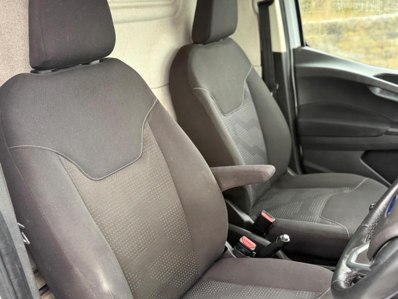 Ford Transit Courier