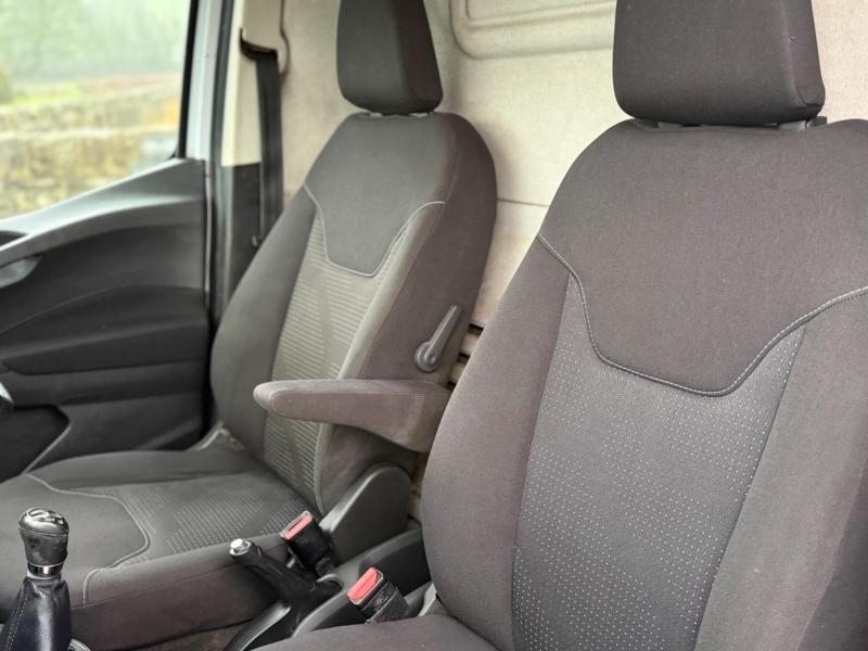 Ford Transit Courier