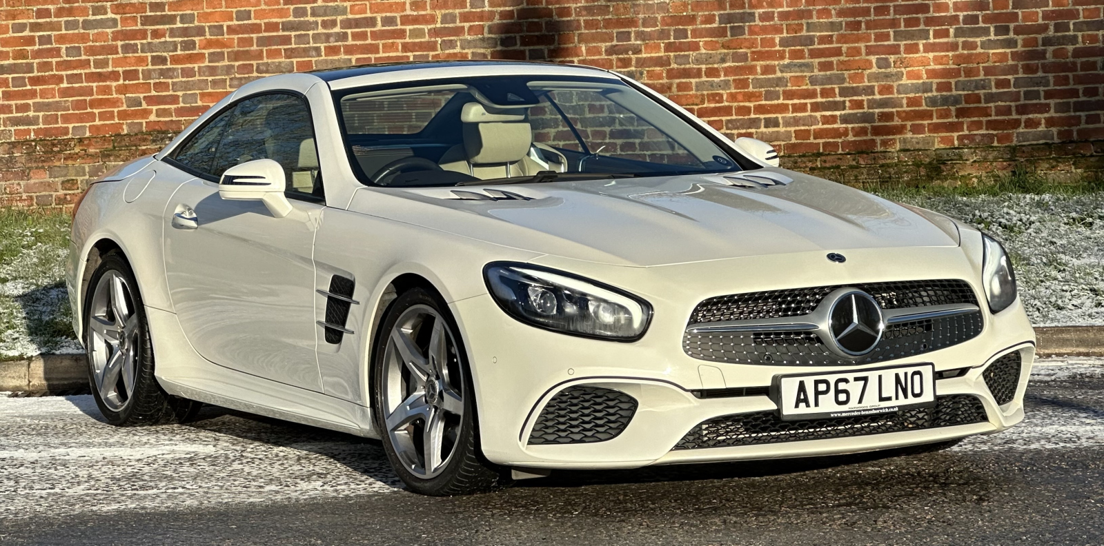 Mercedes-Benz SL Class