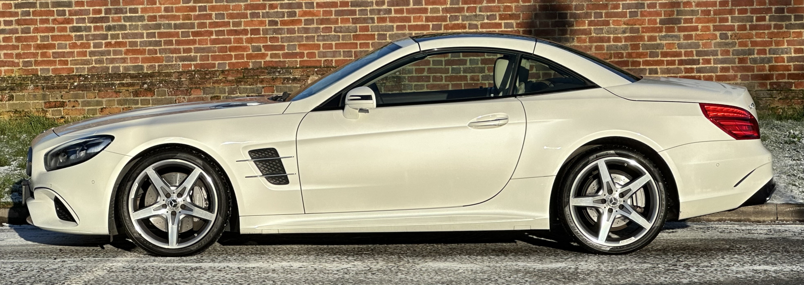 Mercedes-Benz SL Class