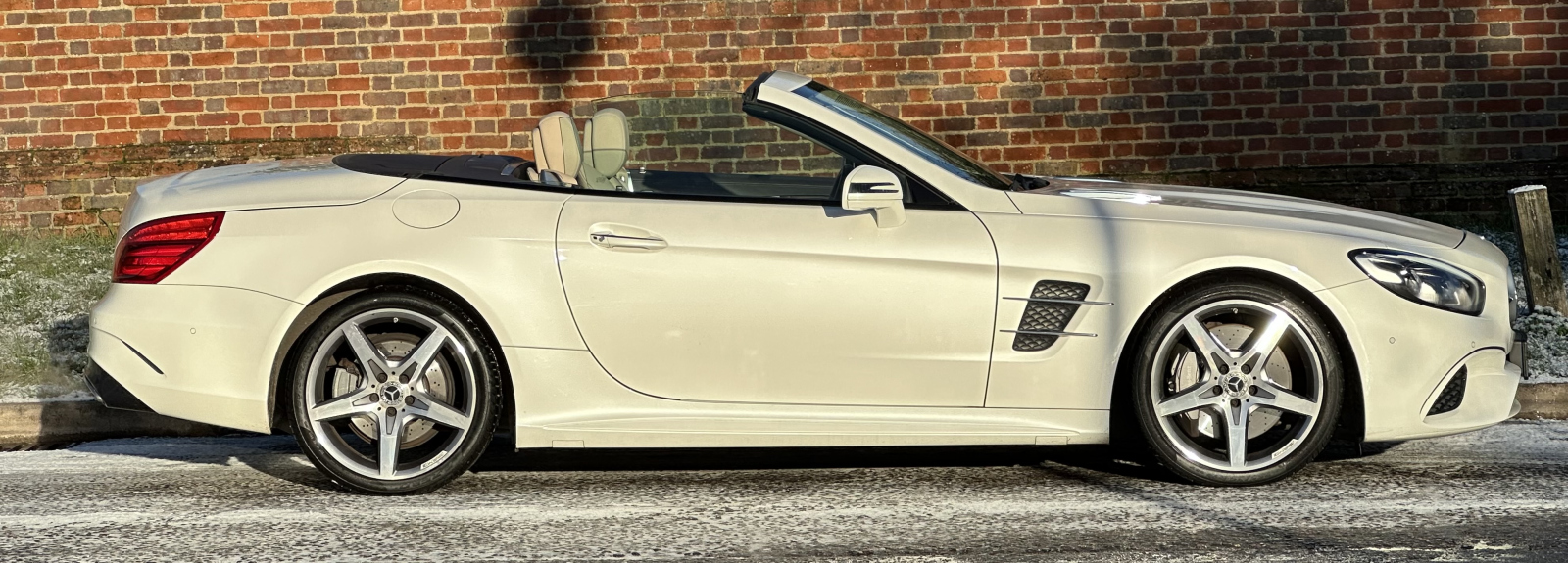 Mercedes-Benz SL Class