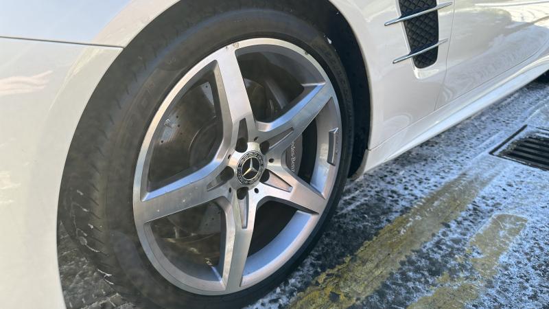 Mercedes-Benz SL Class