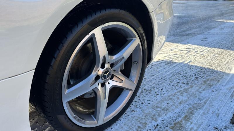 Mercedes-Benz SL Class