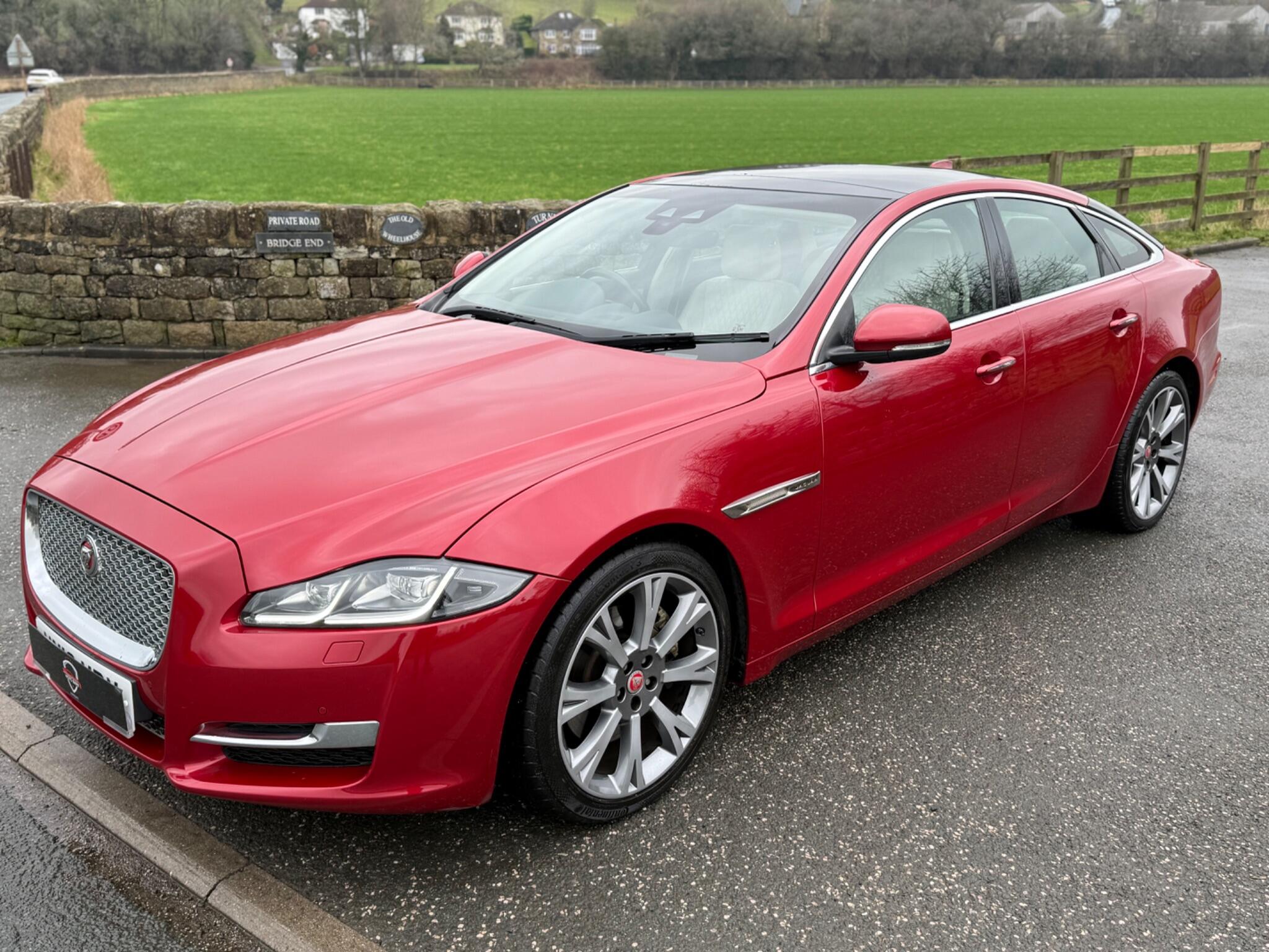 Jaguar Xj