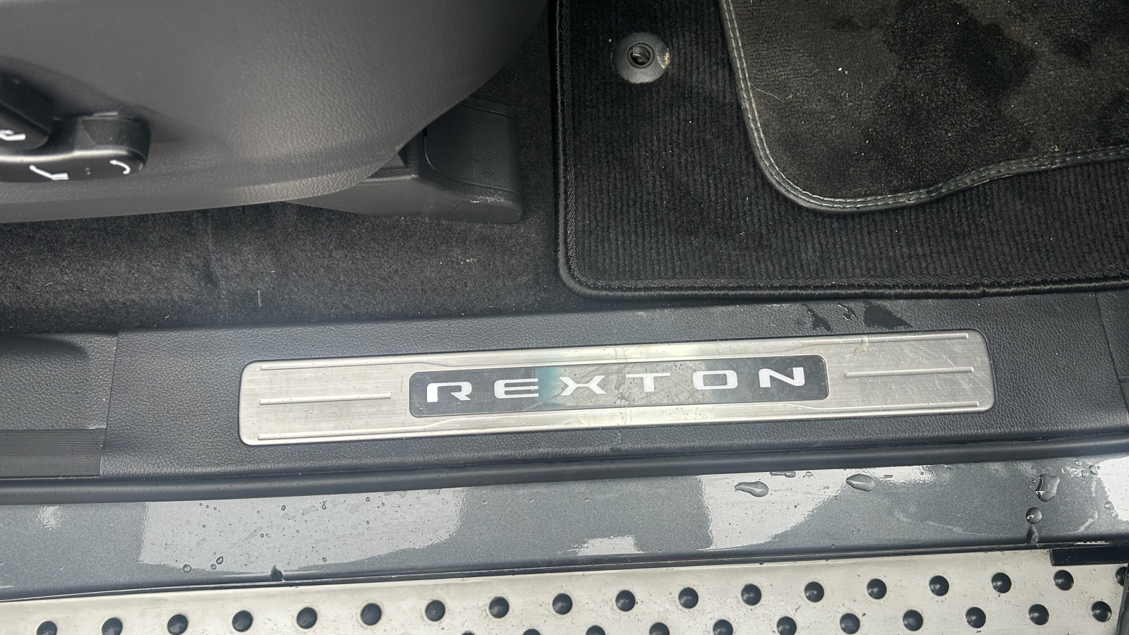 KGM Rexton