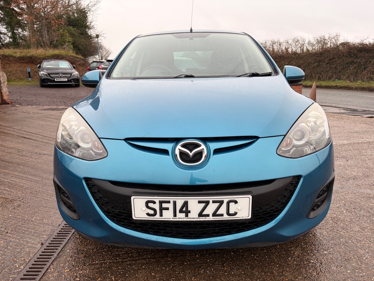 Mazda 2