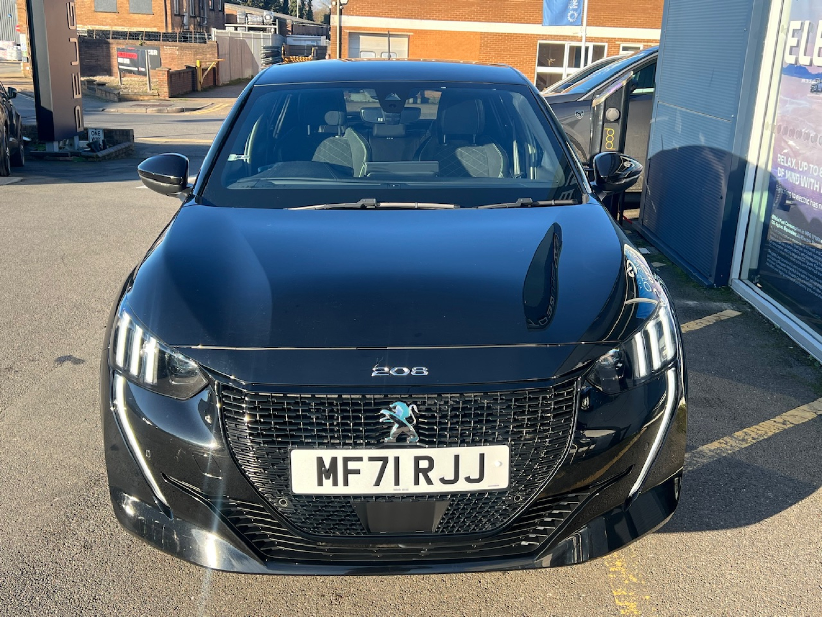 Peugeot 208