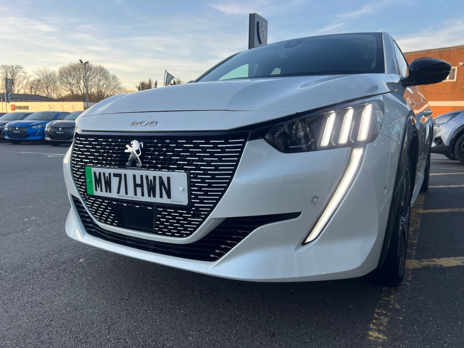 Peugeot 208