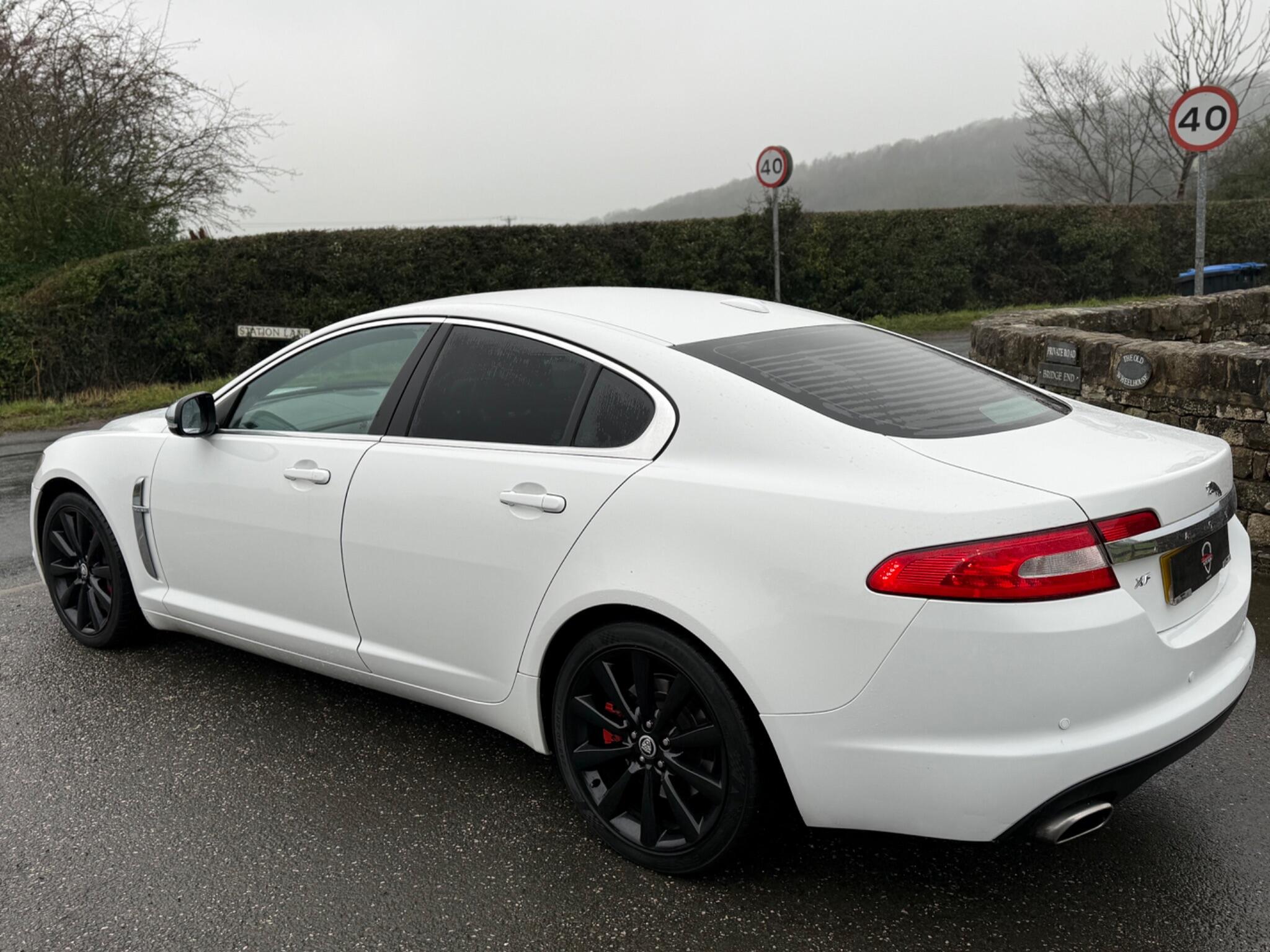 Jaguar XF