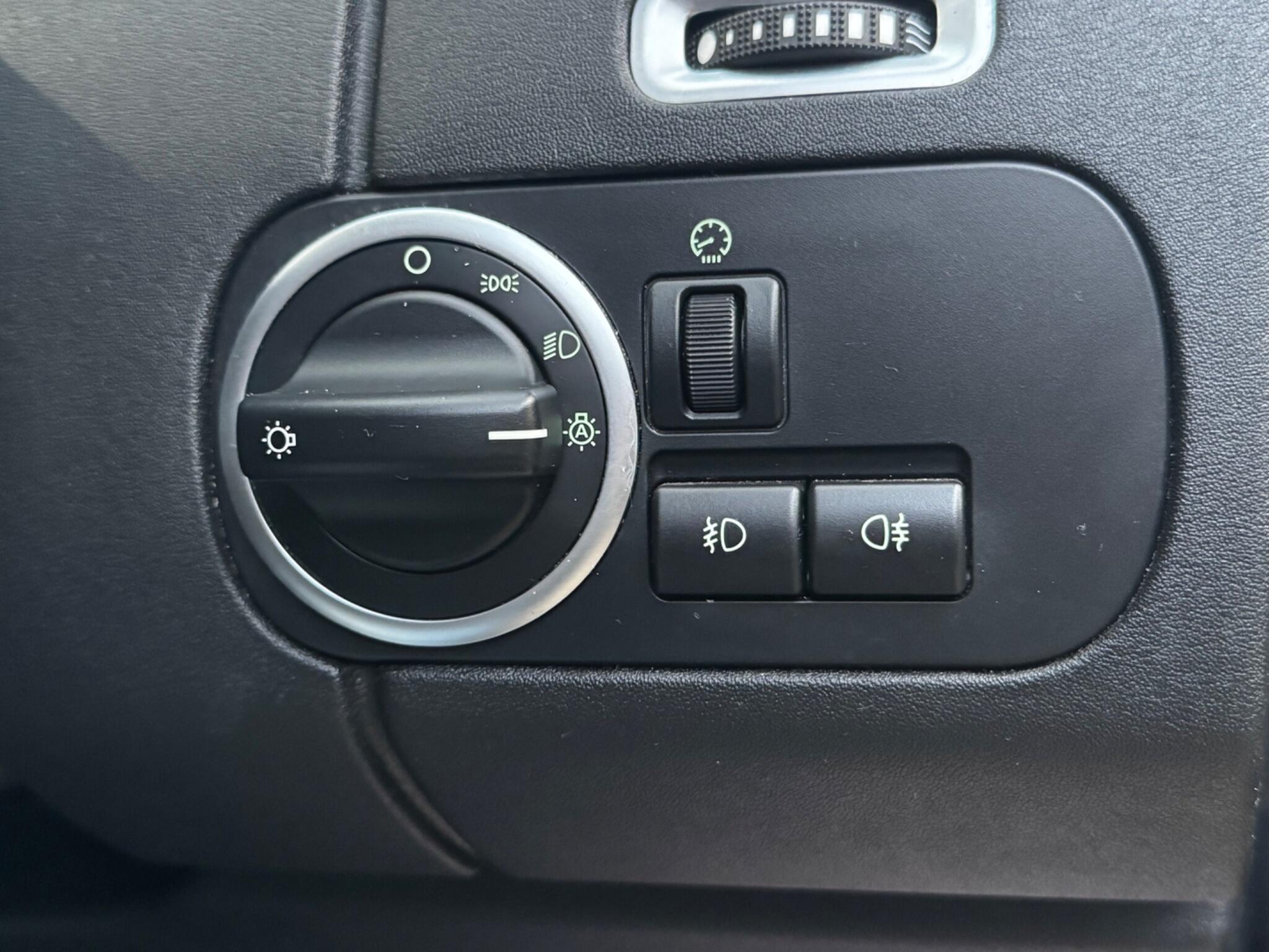 Land Rover Discovery 4