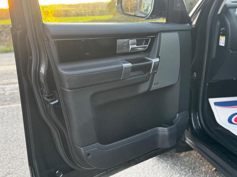 Land Rover Discovery 4