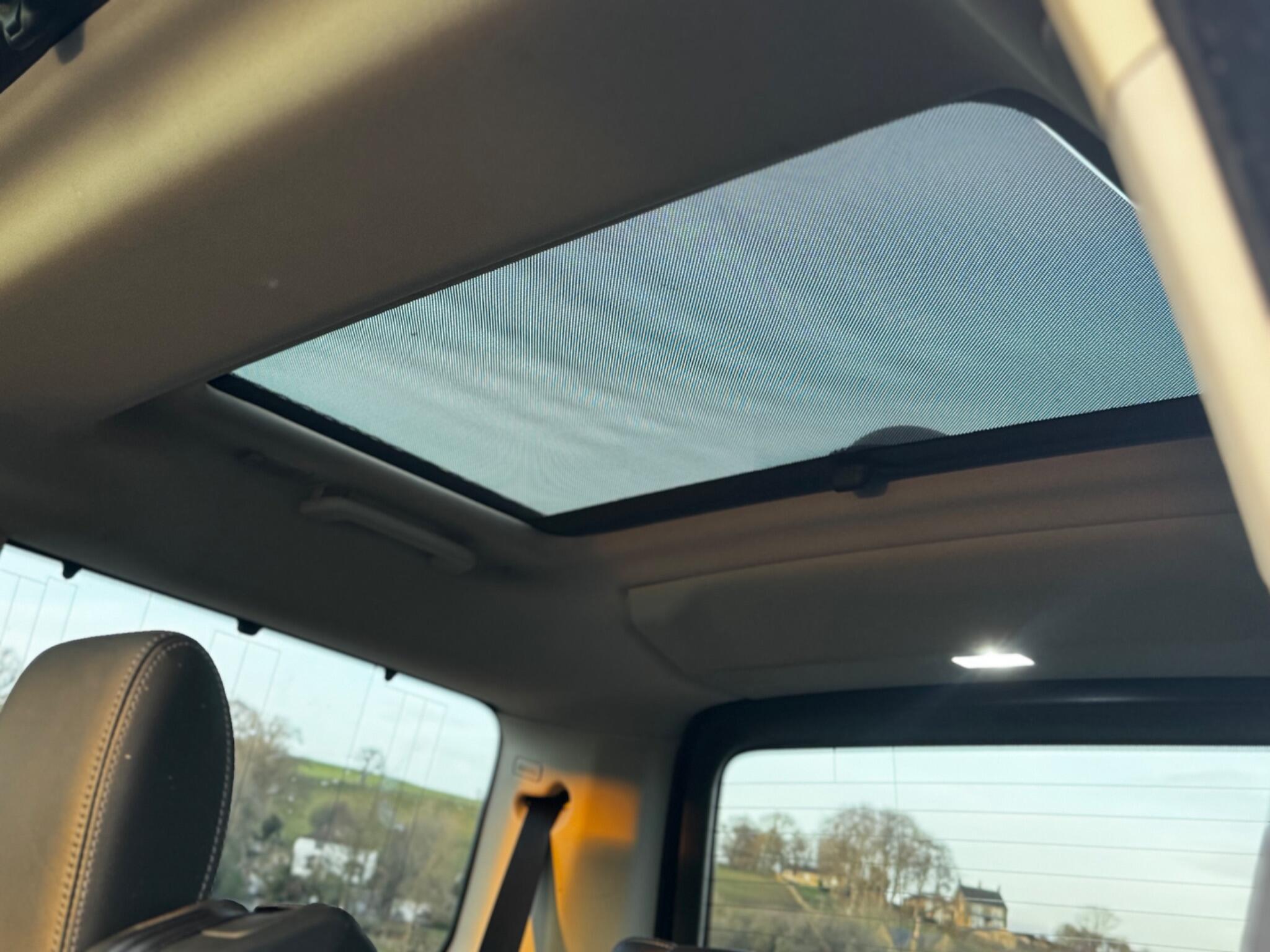 Land Rover Discovery 4