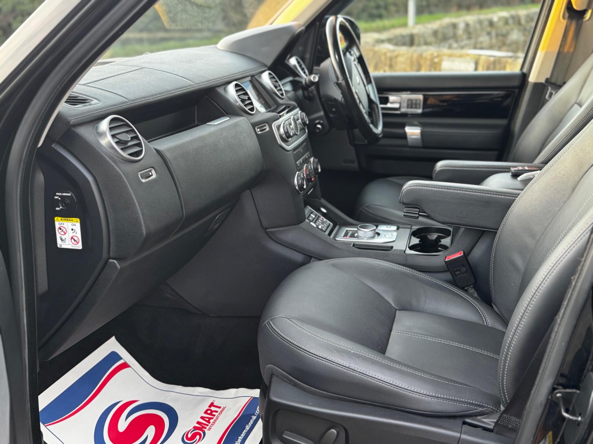 Land Rover Discovery 4