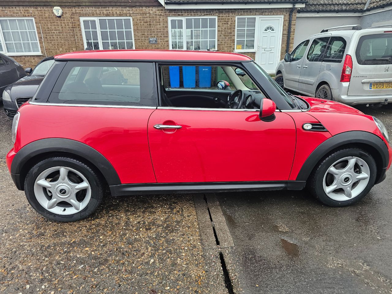 Mini Hatchback