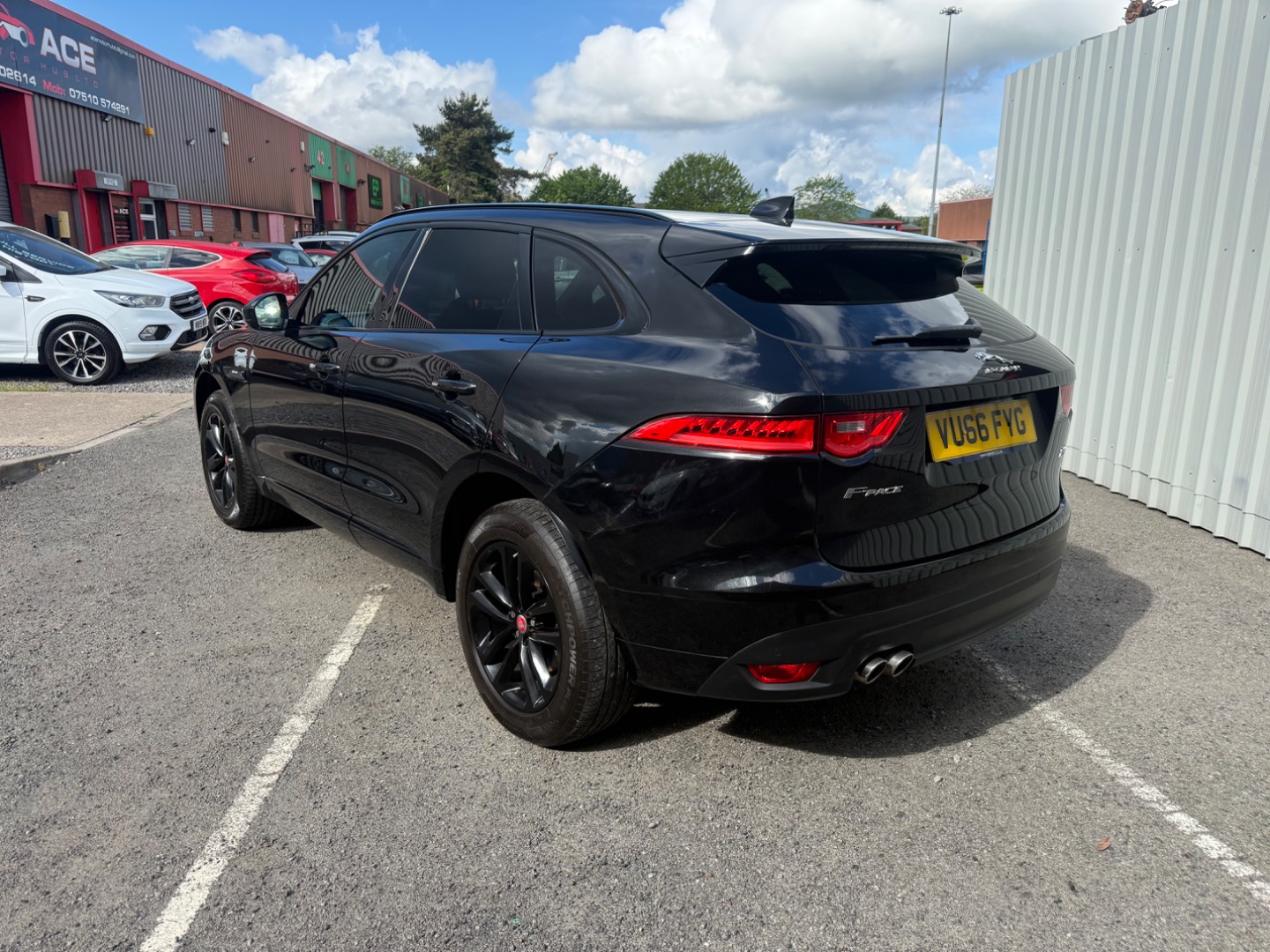 Jaguar F-Pace