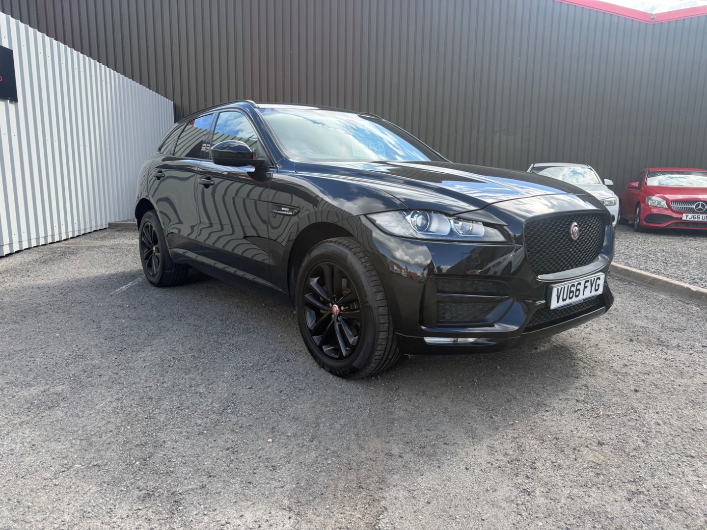 Jaguar F-Pace