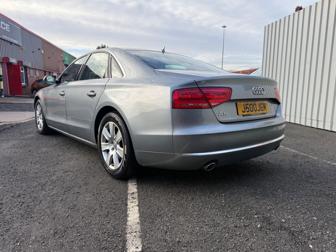 Audi A8