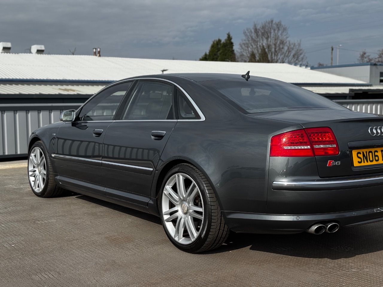 Audi A8