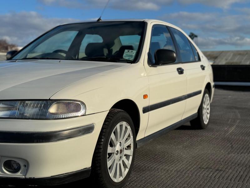 Rover 400